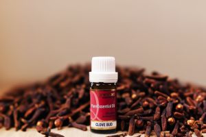 Clove Bud Essential Oil